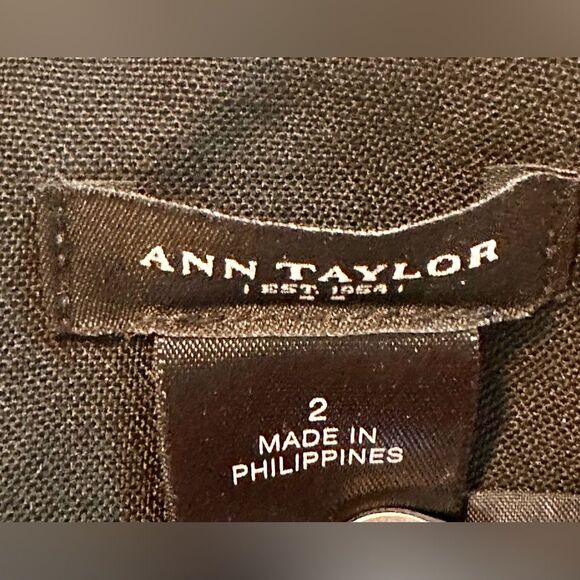 Ann Taylor Elegant Black Midi Skirt - Picture 2 of 5